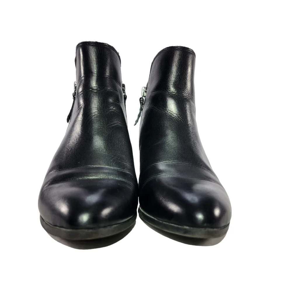 Frye Judith Booties, Black Leather, 8.5 - Picture 4 of 12